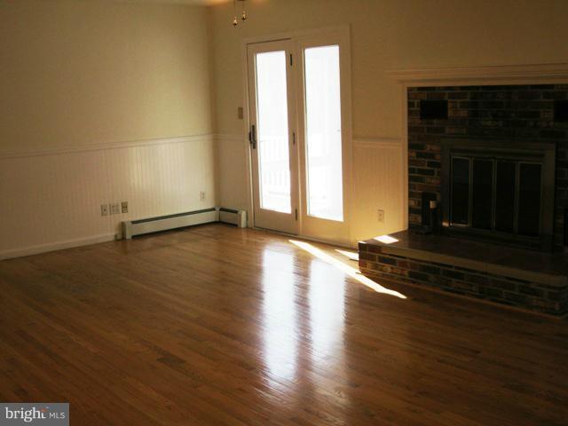 40965 Knight Road Leonardtown, MD 20650 - Photo 21 of 26 Family Room