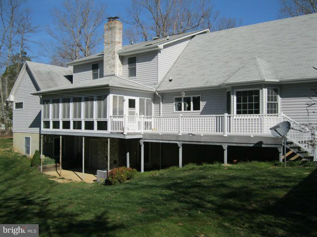 40965 Knight Road Leonardtown, MD 20650 - Photo 5 of 26 Exterior (Rear)