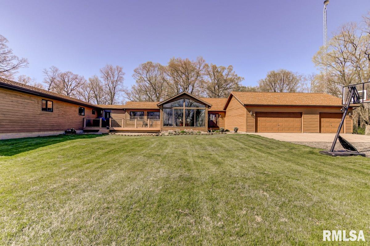 1875 South Wake Road New Berlin, IL 62670 - Photo 3 of 45