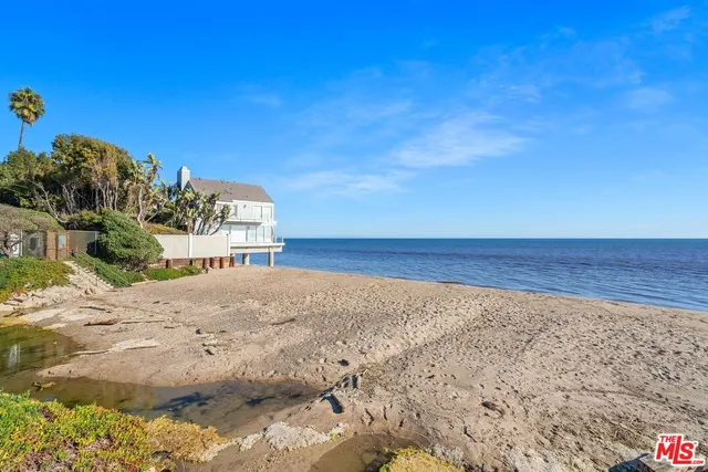 $5,350,000 | 6417 Via Escondido Drive, Malibu, CA 90265