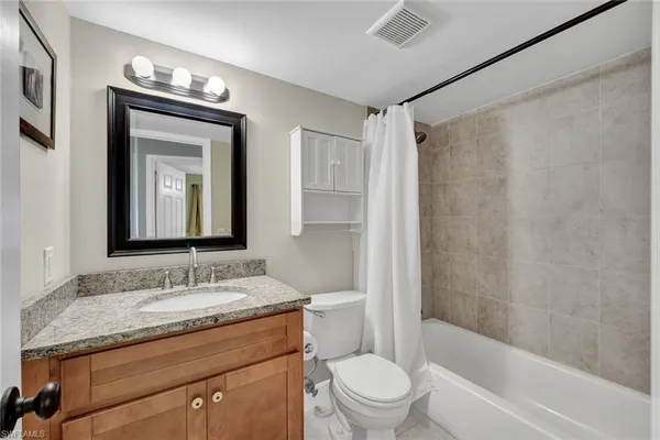 $2,395 | 100 Forest Lakes Boulevard, Unit 110, Naples, FL 34105