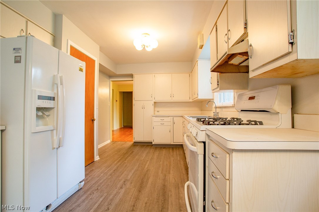 6053 Wilson Mills Road Highland Heights, OH 44143 - Photo 11 of 31 Gallery Image 11
