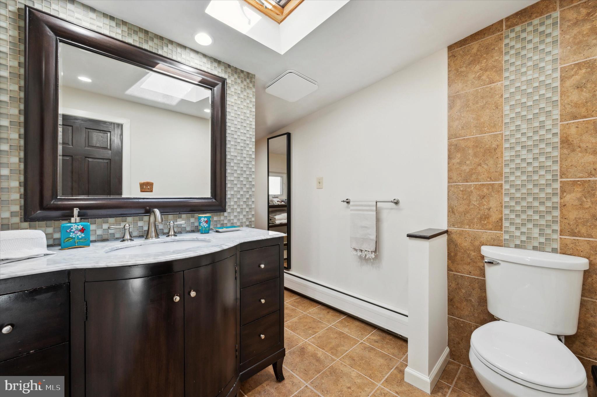 700 Pine Ridge Road Media, PA 19063 - Photo 21 of 37 Primary bathroom view 2