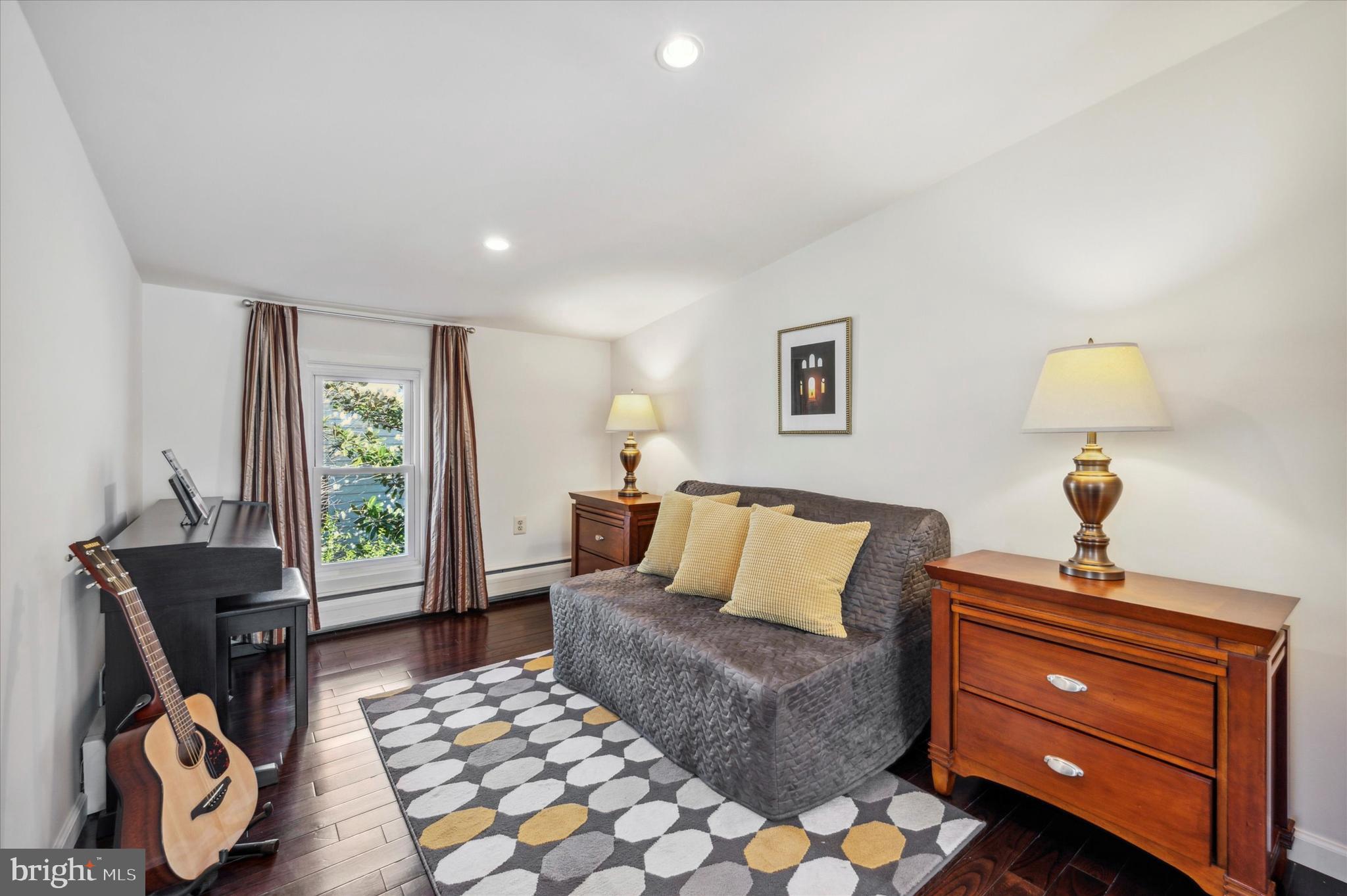 700 Pine Ridge Road Media, PA 19063 - Photo 24 of 37 Flex space in primary suite