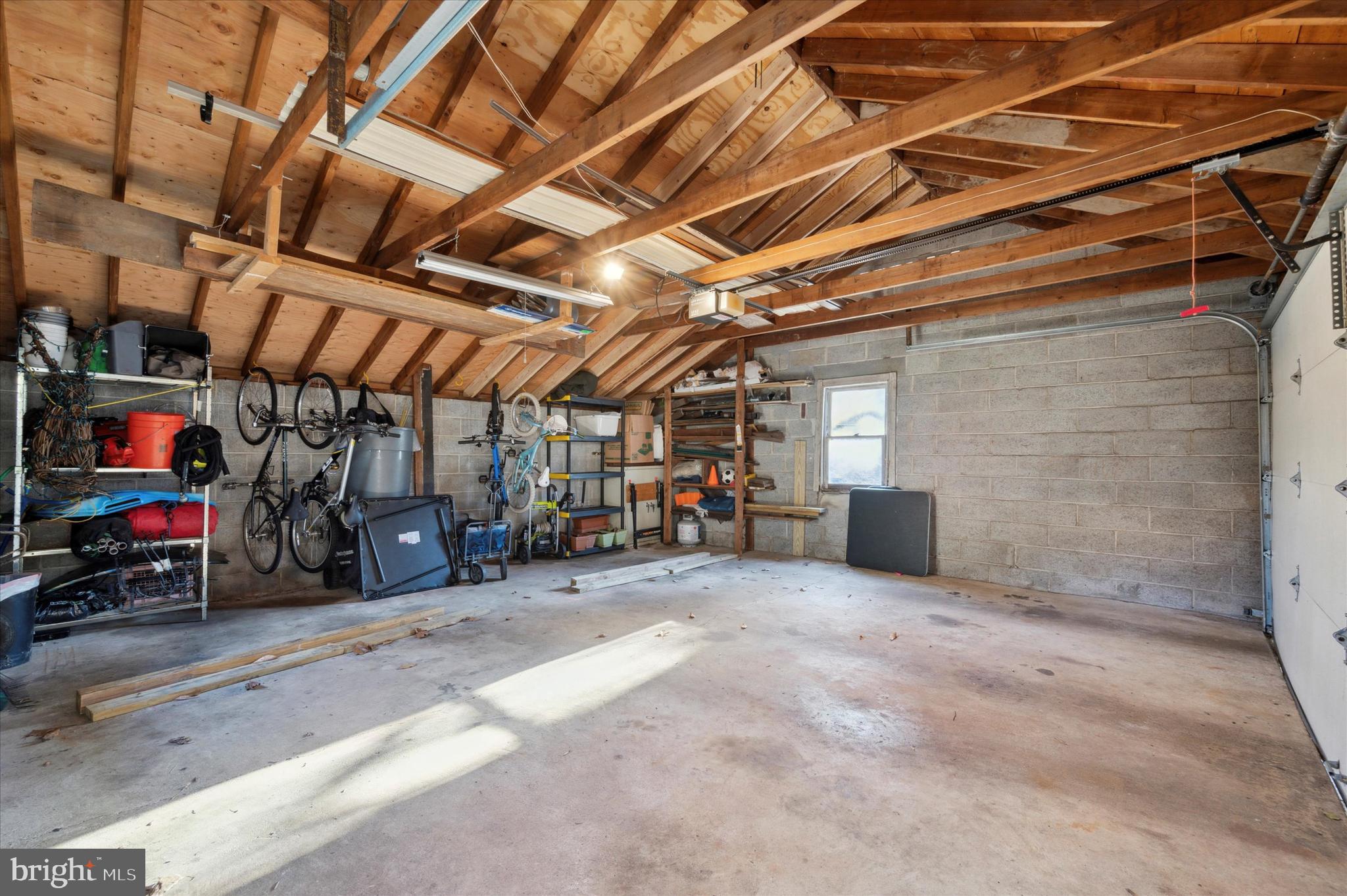 700 Pine Ridge Road Media, PA 19063 - Photo 32 of 37 Two car garage