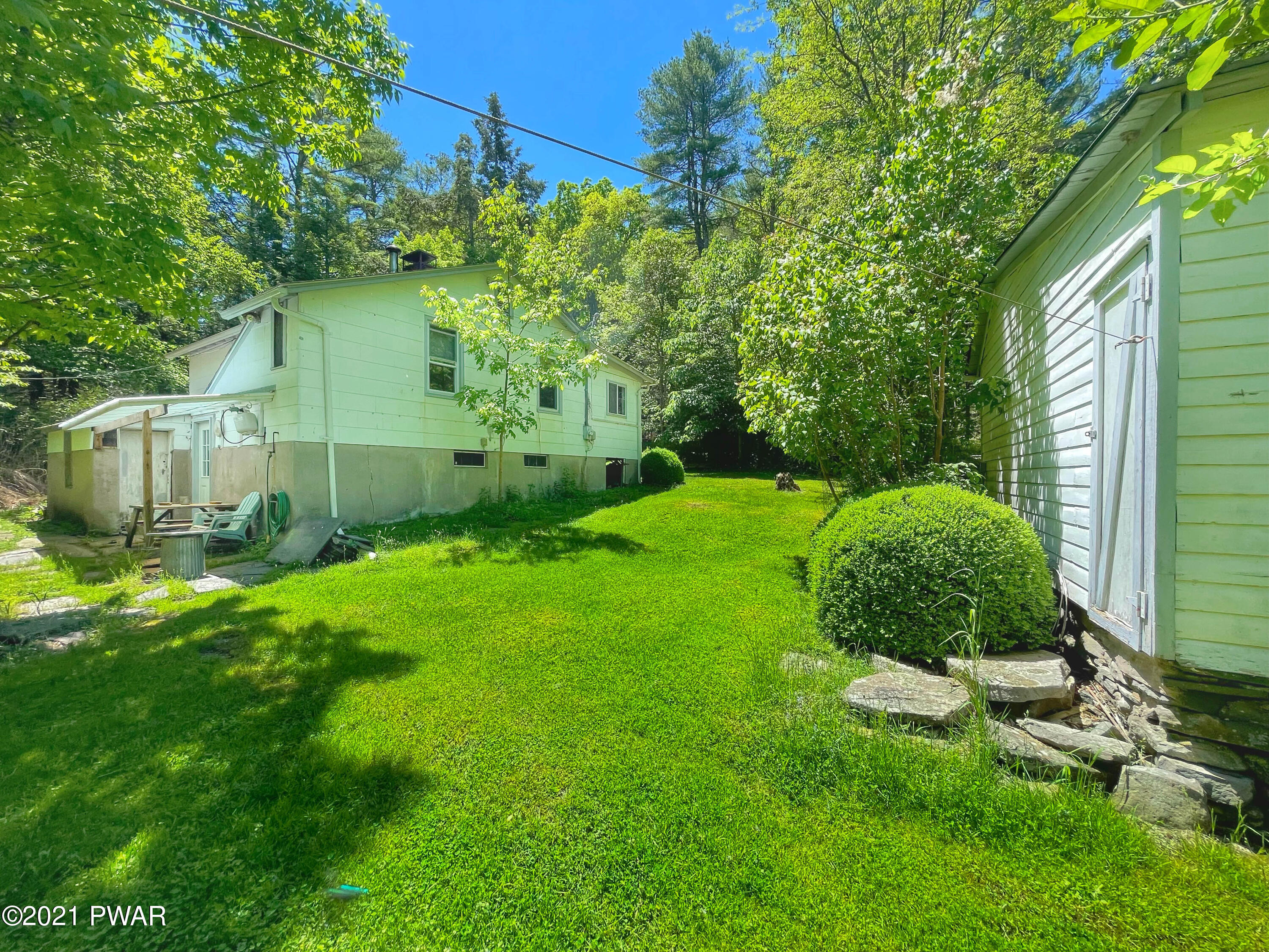 120 Bee Hollow Road Shohola, PA 18458 - Photo 11 of 38