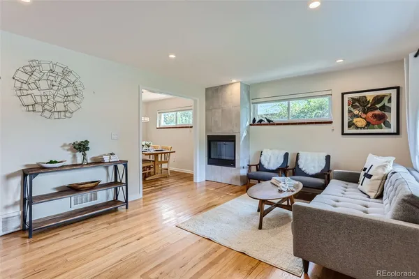 $3,950 | 2960 South Vine Street, Denver, CO 80210