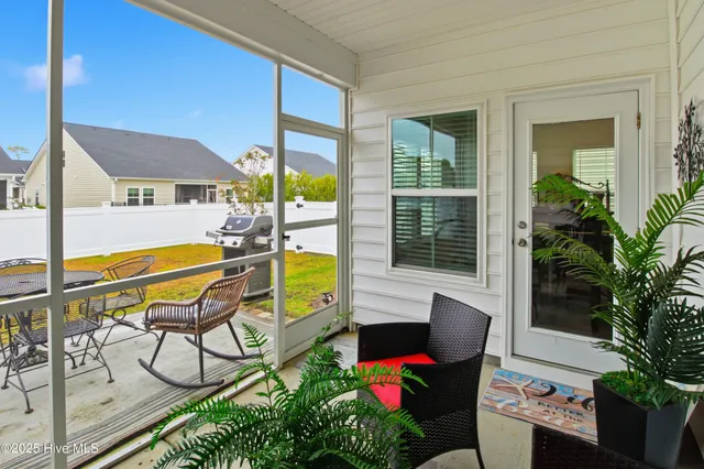 $385,000 | 8866 Mobile Avenue Northwest, Calabash, NC 28467