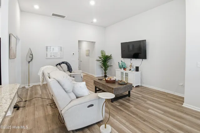 $385,000 | 8866 Mobile Avenue Northwest, Calabash, NC 28467