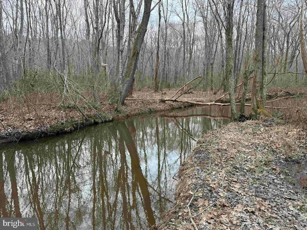 $780,000 | Dogwood Drive, Farnham, VA 22460
