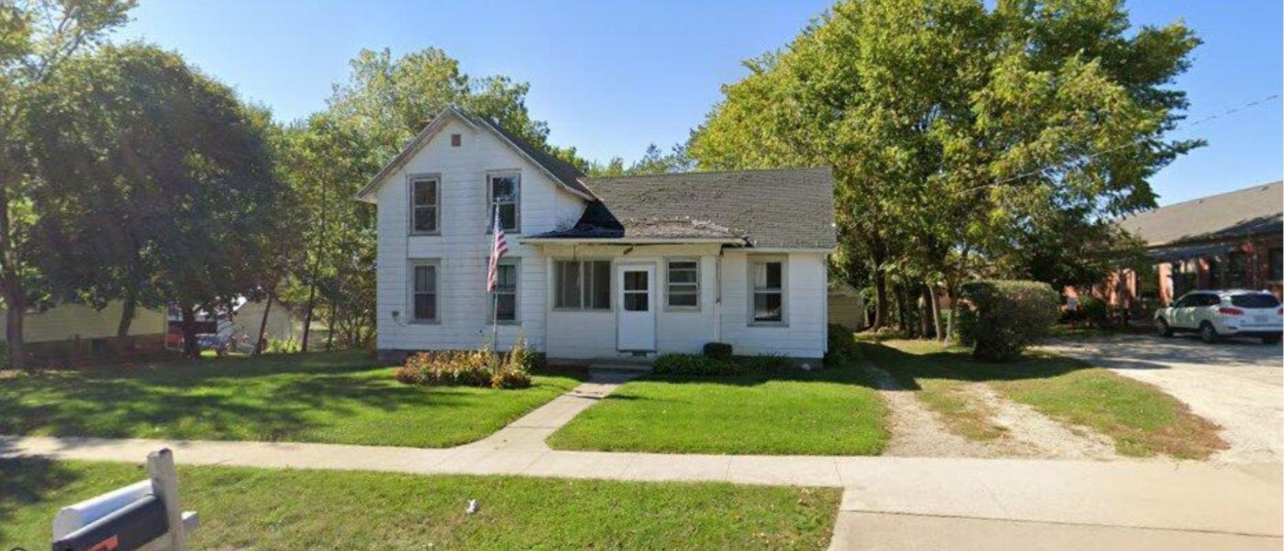 403 Commercial Street Strawberry Point, IA 52076 - Photo 1 of 11 Gallery Image 1