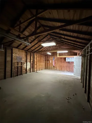 $665,000 | 2760 Locust Avenue, Ronkonkoma, NY 11779