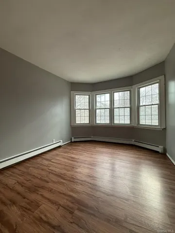 $665,000 | 2760 Locust Avenue, Ronkonkoma, NY 11779