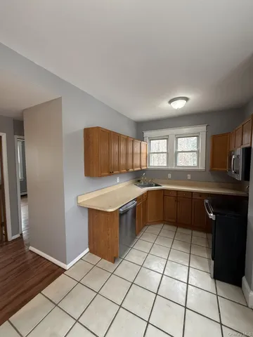 $665,000 | 2760 Locust Avenue, Ronkonkoma, NY 11779