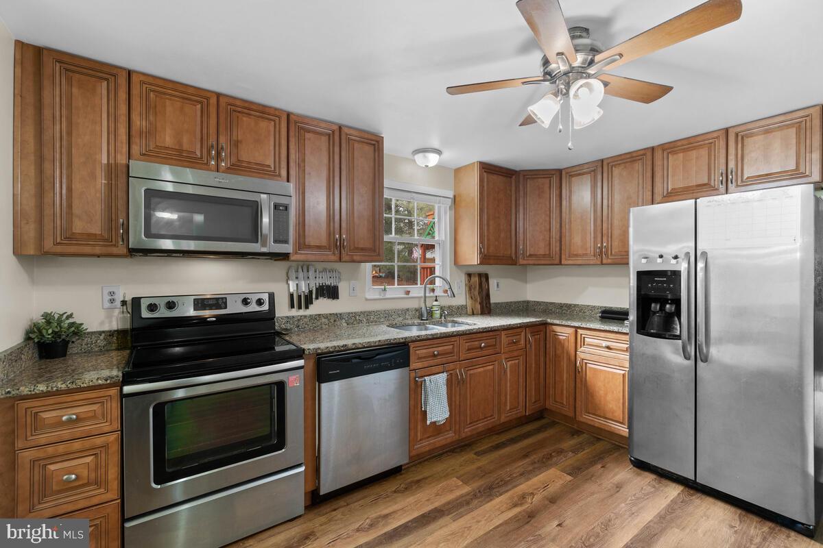 1237 Windmill Lane Silver Spring, MD 20905 - Photo 11 of 38