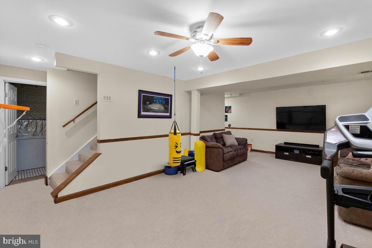 1237 Windmill Lane Silver Spring, MD 20905 - Photo 29 of 38