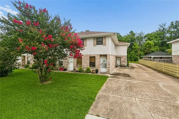 $175,000 | 135 Lakewood Drive, Unit D, Luling, LA 70070