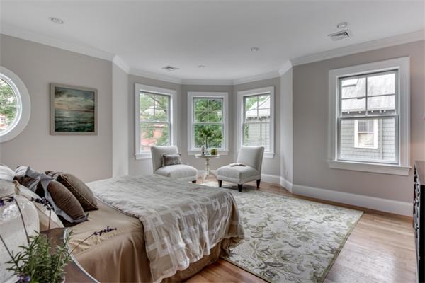 62 Toxteth Street Brookline, MA 02446 - Photo 9 of 20 Gallery Image 9