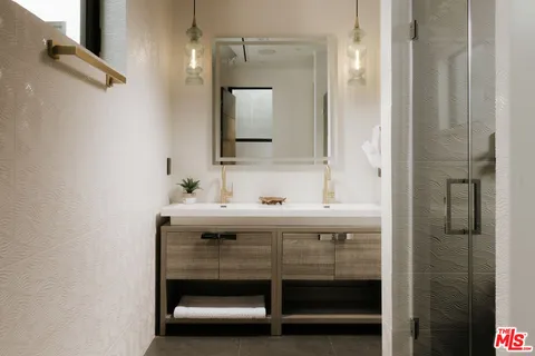 $4,490,000 | 838 California Avenue, Venice, CA 90291