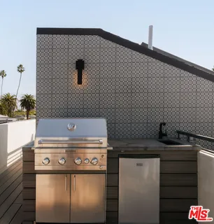 $4,490,000 | 838 California Avenue, Venice, CA 90291