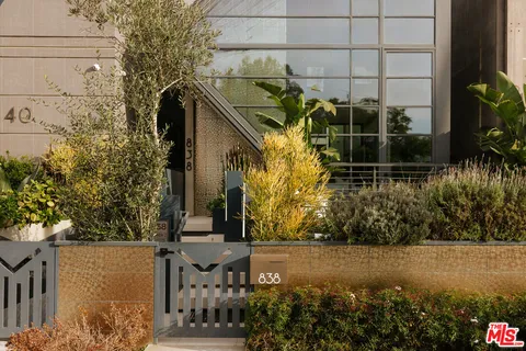 $4,490,000 | 838 California Avenue, Venice, CA 90291