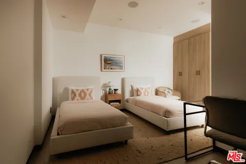 $4,490,000 | 838 California Avenue, Venice, CA 90291