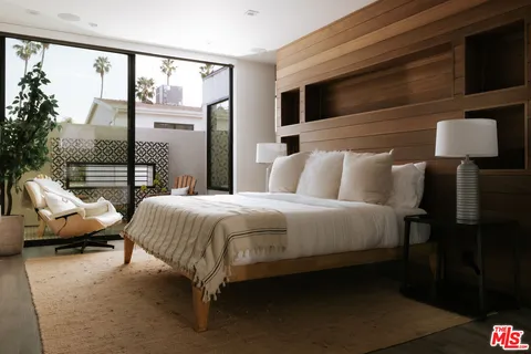 $4,490,000 | 838 California Avenue, Venice, CA 90291