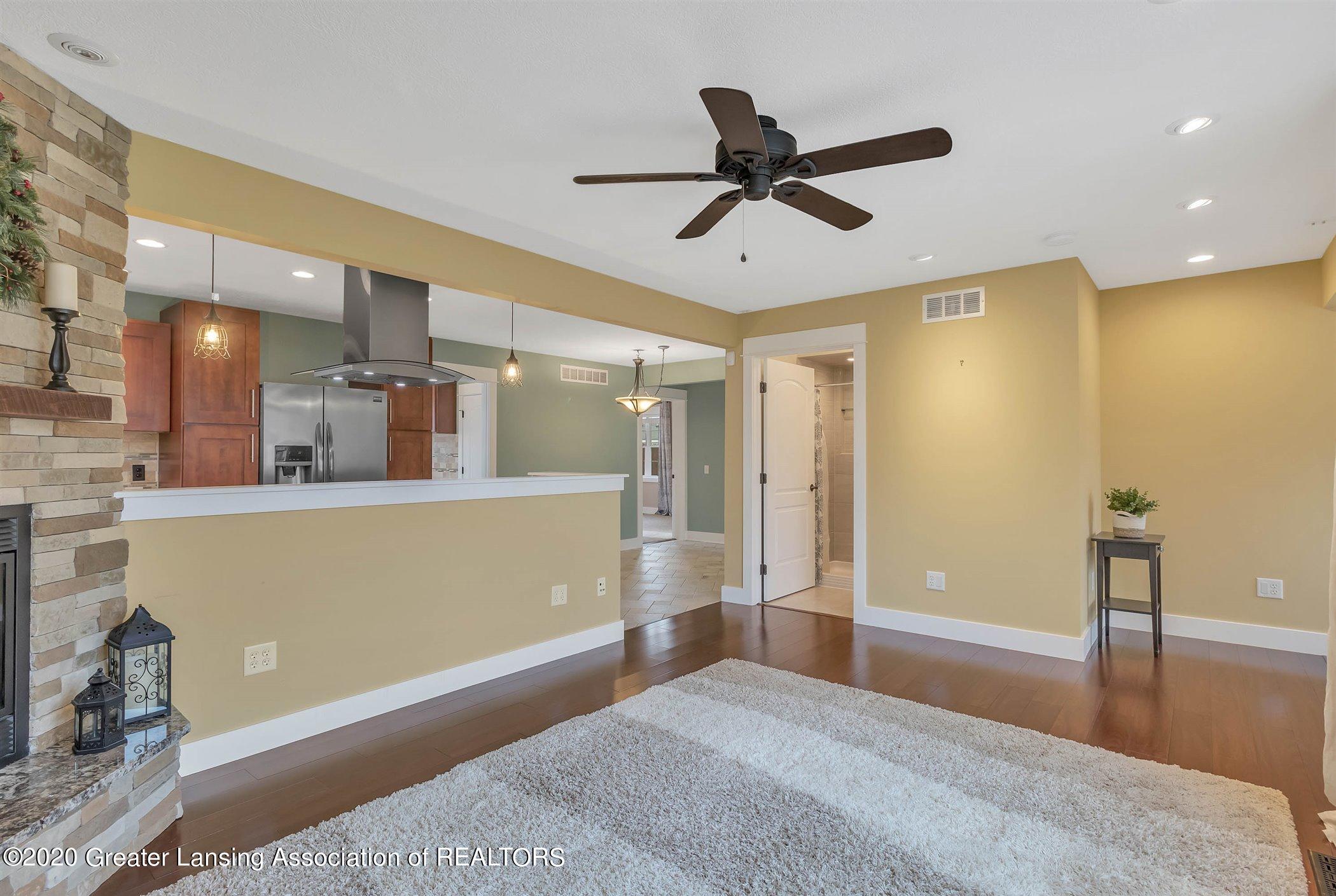 1915 Reo Road Lansing, MI 48910 - Photo 13 of 41 13-1915 Reo-WindowStill-Real-Estate