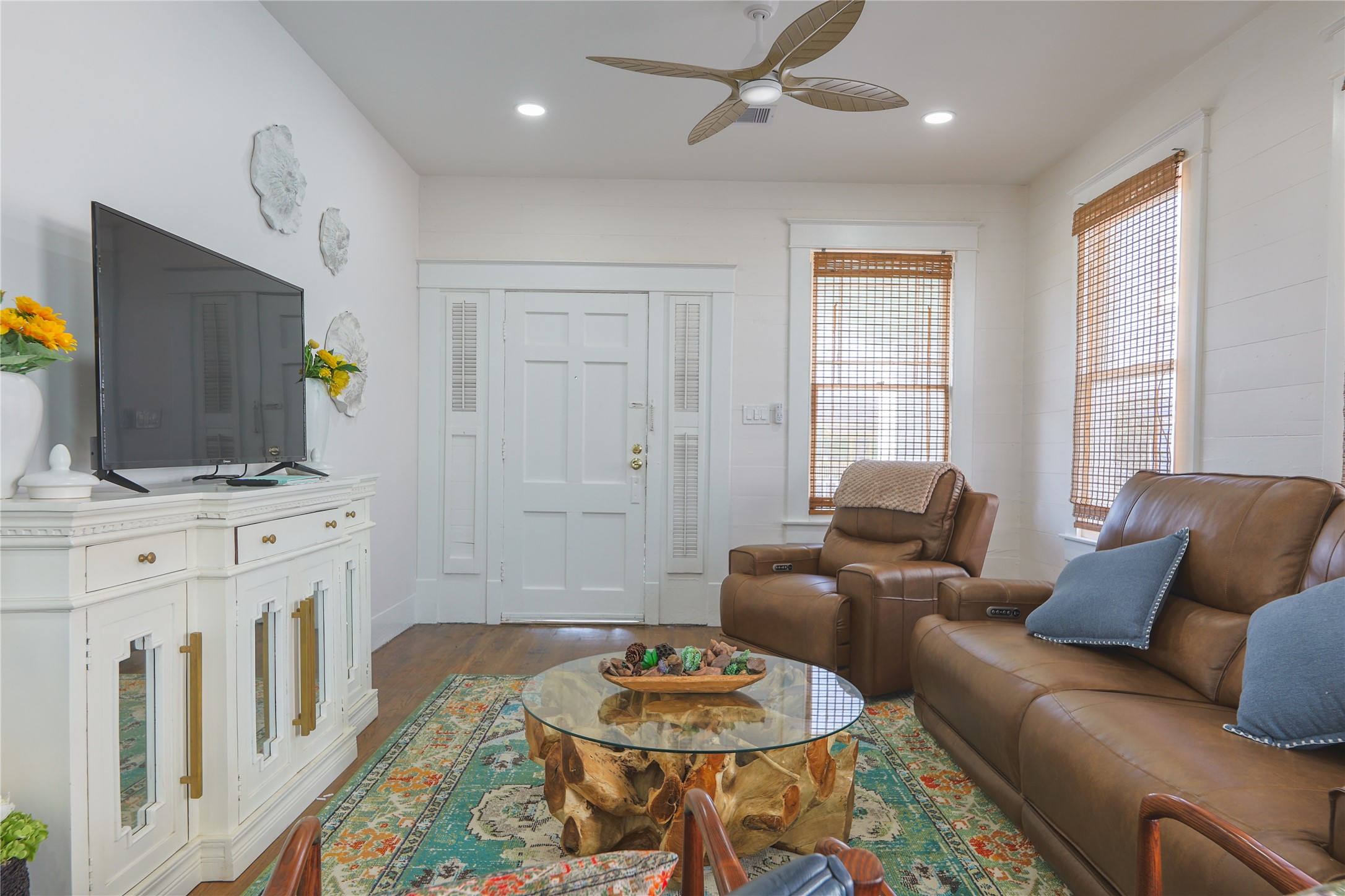 2912 Avenue R Galveston, TX 77550 - Photo 7 of 42