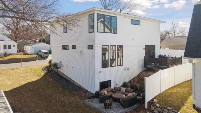 $1,069,900 | 1571 Blue Bird Lane, Mound, MN 55364