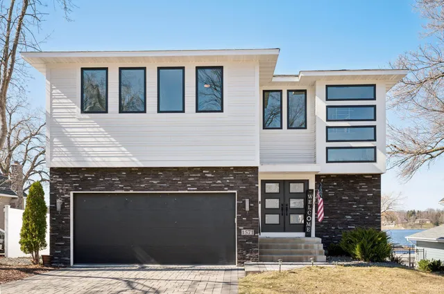 $1,069,900 | 1571 Blue Bird Lane, Mound, MN 55364