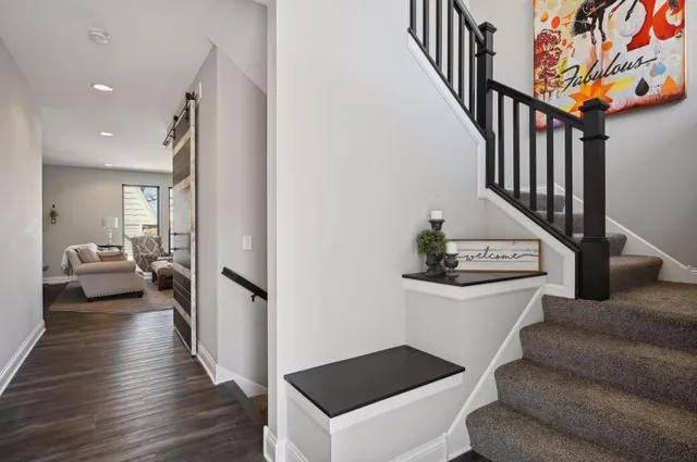 $999,900 | 1571 Blue Bird Lane, Mound, MN 55364