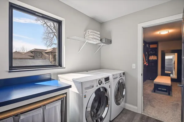 $979,900 | 1571 Blue Bird Lane, Mound, MN 55364