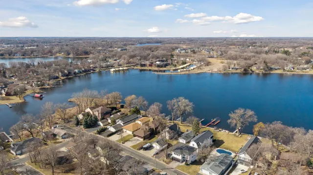 $999,900 | 1571 Blue Bird Lane, Mound, MN 55364