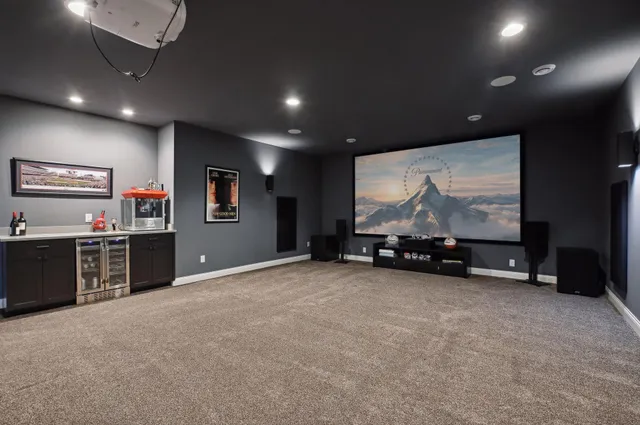 $1,069,900 | 1571 Blue Bird Lane, Mound, MN 55364