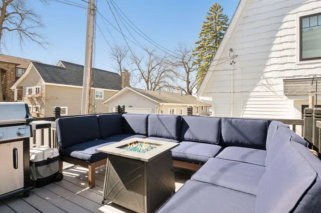 $1,069,900 | 1571 Blue Bird Lane, Mound, MN 55364