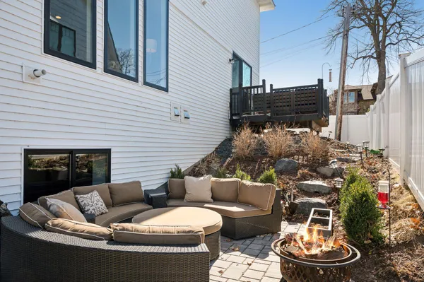 $979,900 | 1571 Blue Bird Lane, Mound, MN 55364