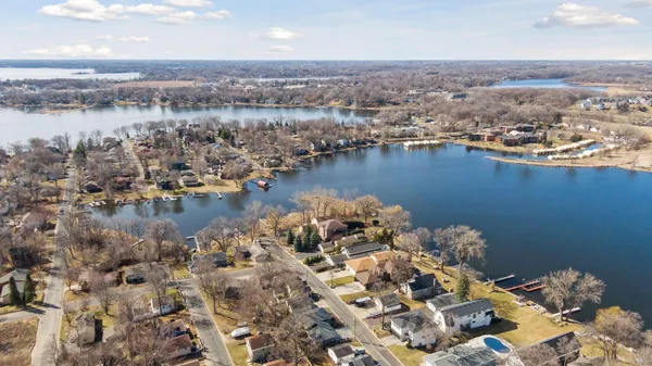 $979,900 | 1571 Blue Bird Lane, Mound, MN 55364