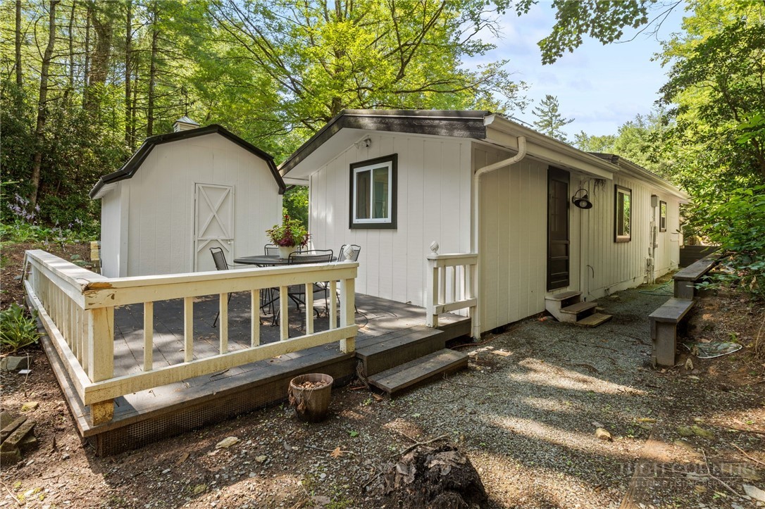 141 River Hollow Road Newland, NC 28657 - Photo 34 of 38