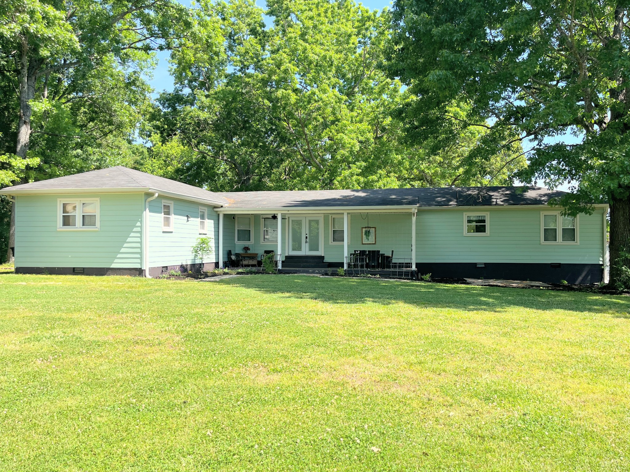 1005 Boyd Street Belfast, TN 37019 - Photo 2 of 28