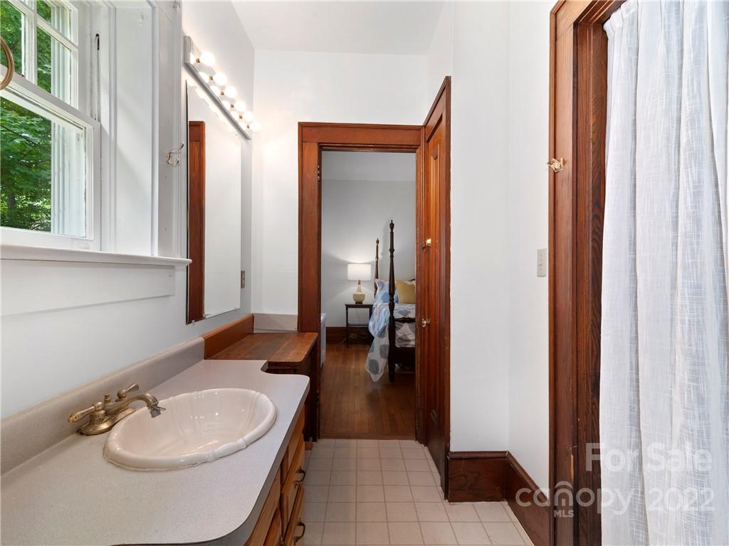 26 Hampstead Road Asheville, NC 28804 - Photo 27 of 45 Gallery Image 27