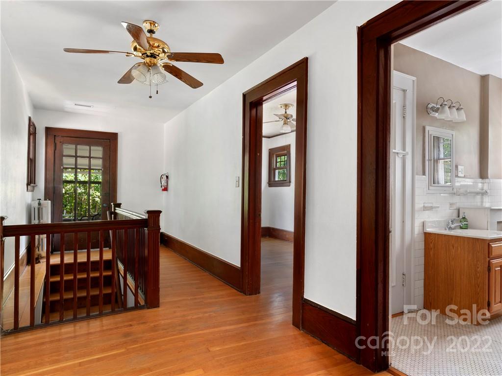 26 Hampstead Road Asheville, NC 28804 - Photo 30 of 45 Gallery Image 30
