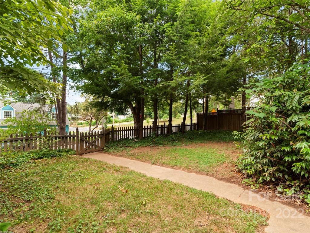 26 Hampstead Road Asheville, NC 28804 - Photo 42 of 45 Gallery Image 42