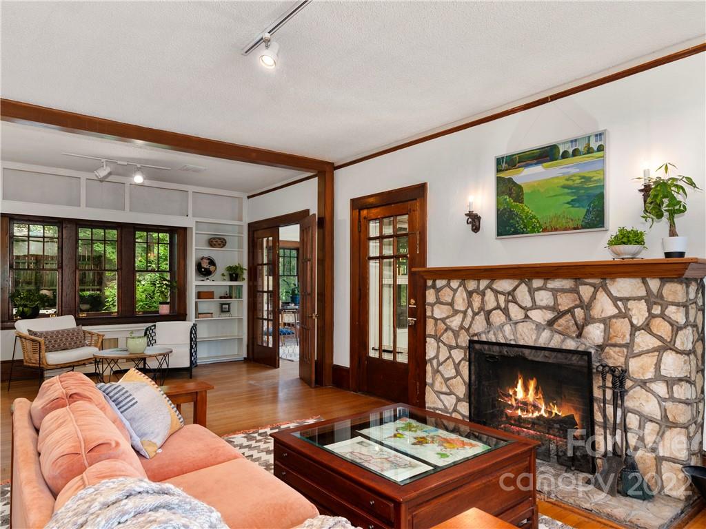 26 Hampstead Road Asheville, NC 28804 - Photo 8 of 45 Gallery Image 8
