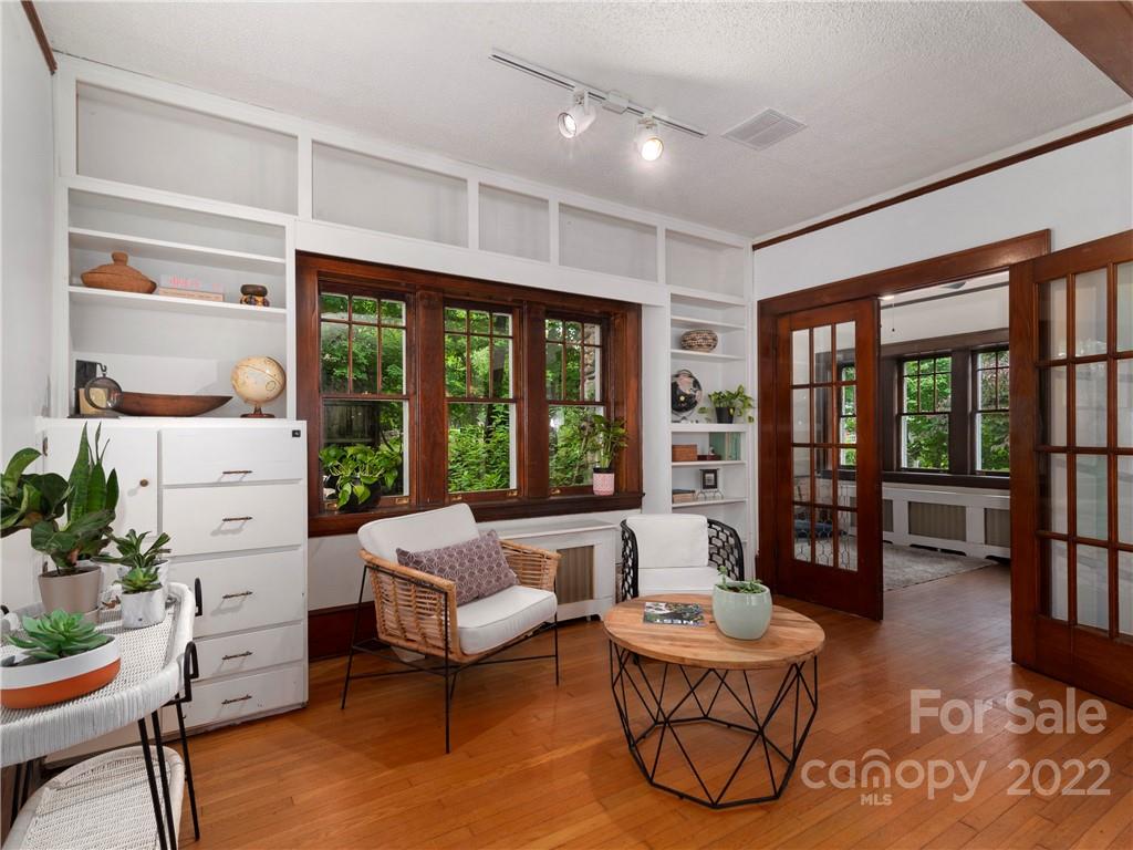 26 Hampstead Road Asheville, NC 28804 - Photo 9 of 45 Gallery Image 9