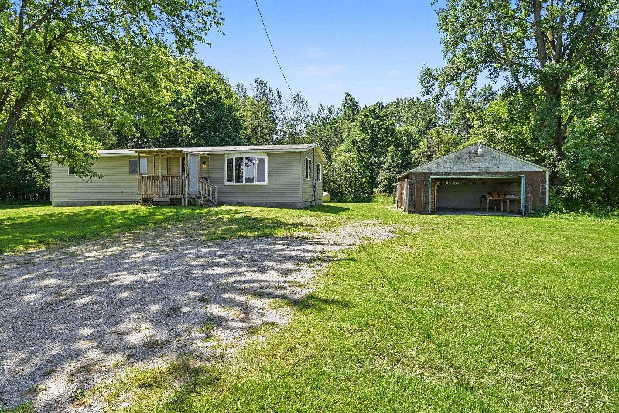 4300 Pinconning Road Rhodes, MI 48652 - Photo 1 of 16