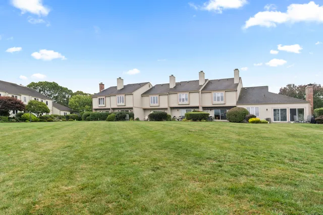 $735,000 | 100 Dudley Avenue, Unit D20, Old Saybrook, CT 06475