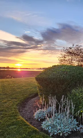 $735,000 | 100 Dudley Avenue, Unit D20, Old Saybrook, CT 06475