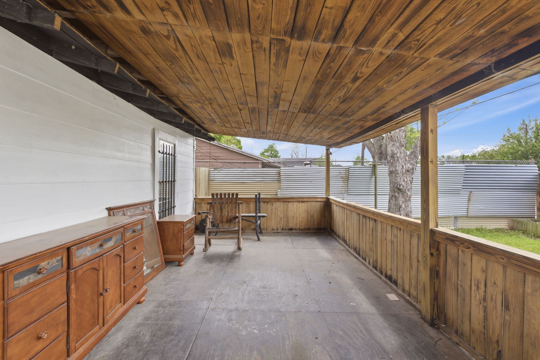 2423 Chamberlain Street Houston, TX 77093 - Photo 4 of 14 a view of a porch with furniture and garden