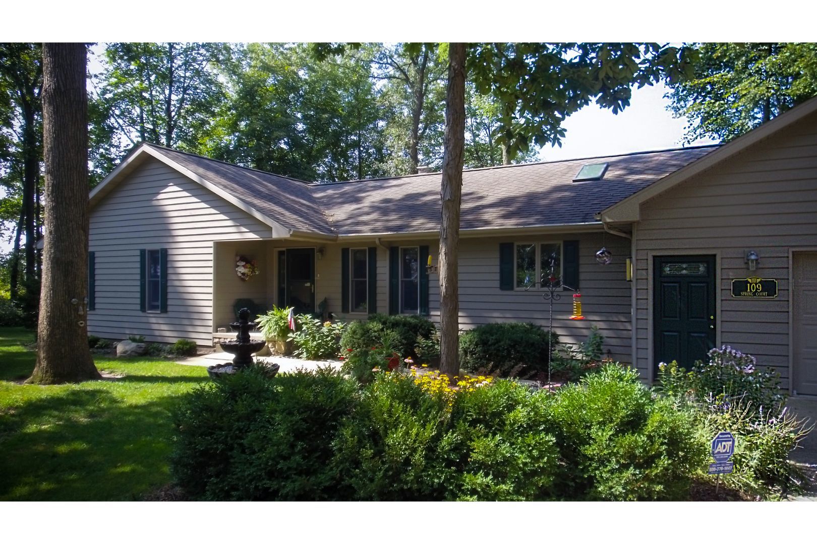 109 Spring Court Sheldon, IL 60966 - Photo 4 of 39